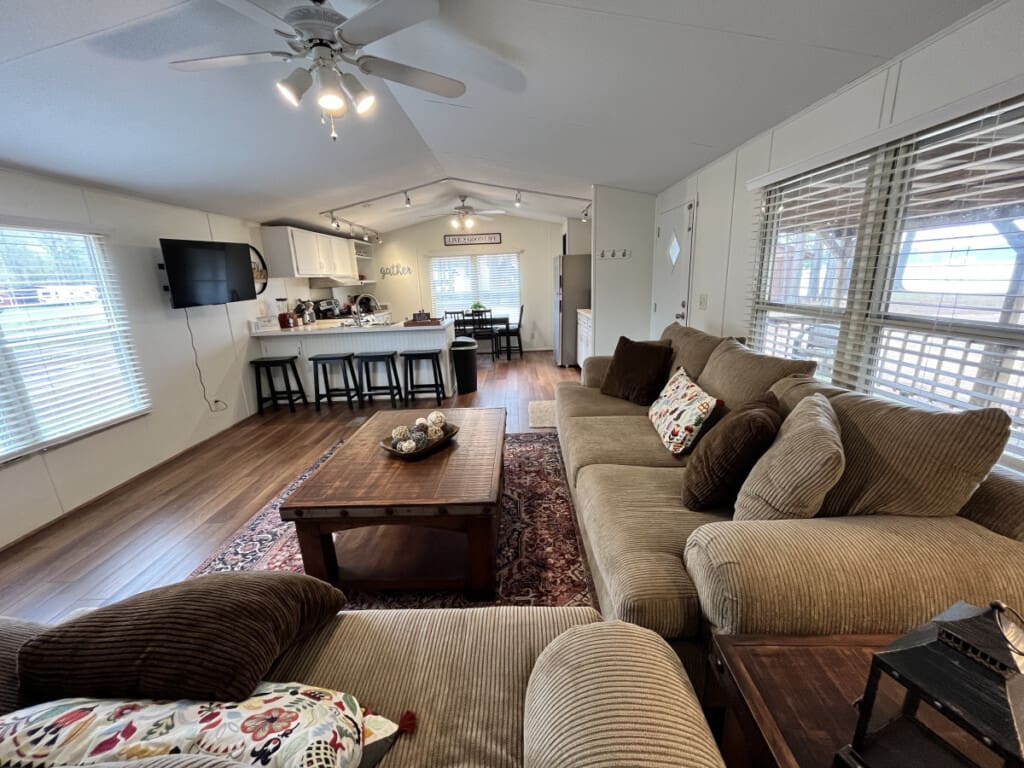 48962 130412 s 717CqQW6rBJQqsqyLAAaE8LOMd8 RdnY0PWAWXQVU 640795595a7a2.jpg