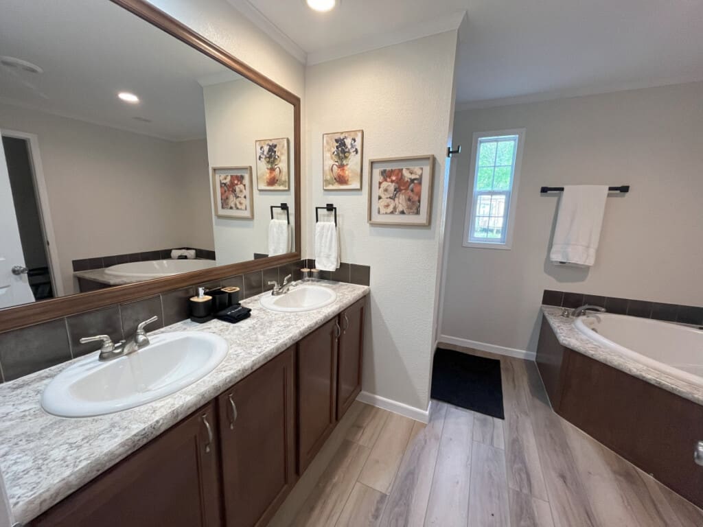 48962 266818 R1HKxHjEbWUPwZvaGl1gZc8RV63L4FA4Uk7DxkPiDFk 66428498edfcb.jpg