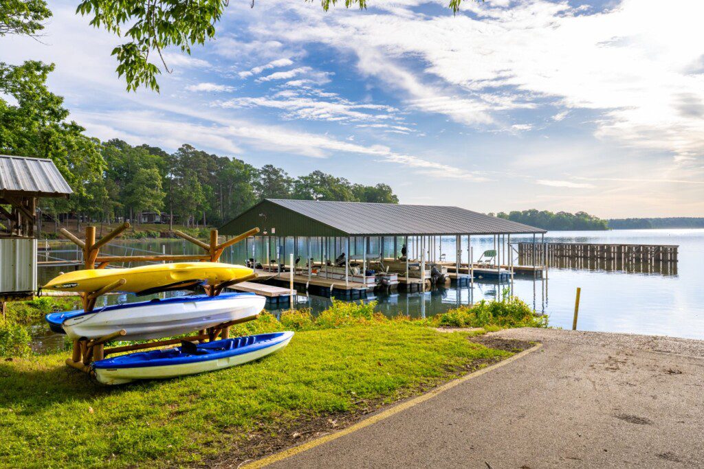 Commander's Cove 21