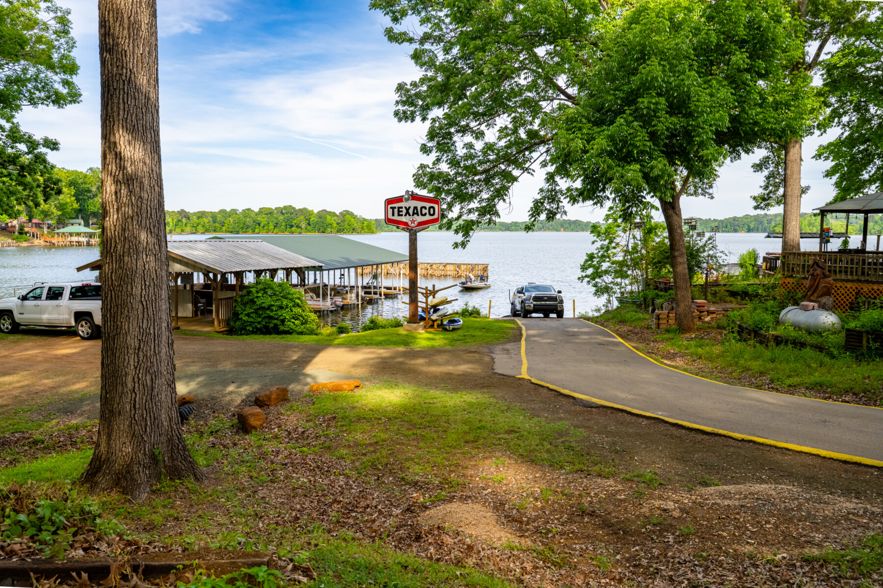 jbp web boatramp in mid lake campground on toledo bend at hemphill tx